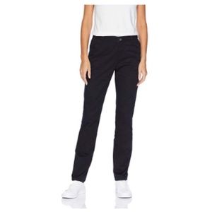 Essentials Women's Straight-Fit Stretch Twill Chin